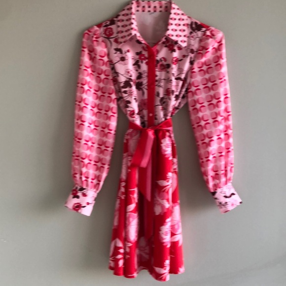 Dress - Picture 1 of 6